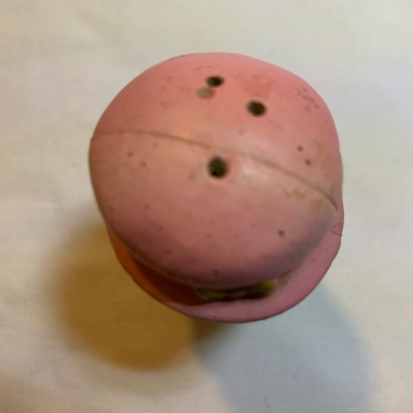 Vintage 1977 Humpty Dumpty and Wife Salt & Pepper Shakers - Picture 4 of 12